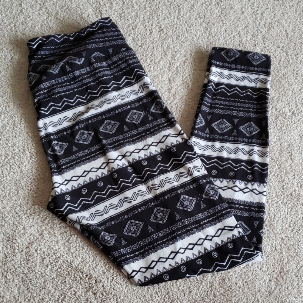LuLaRoe leggings, Tall & Curvy